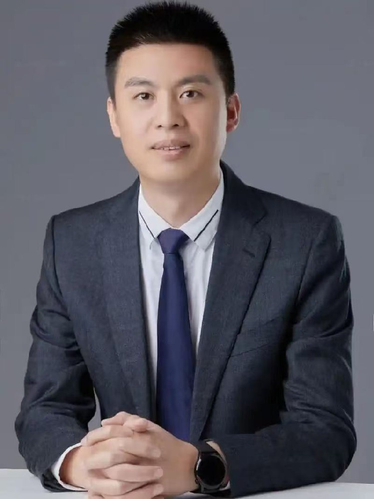 杨一鸣 - 创始人兼首席执行官