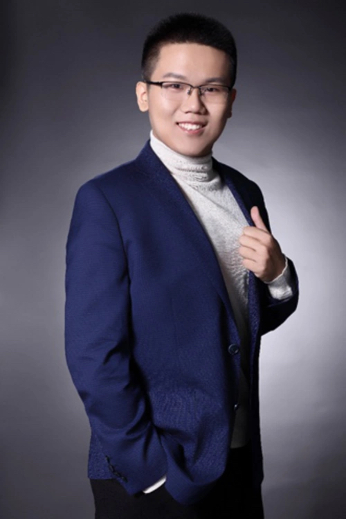 裴锋 - 新能源产业投资专家