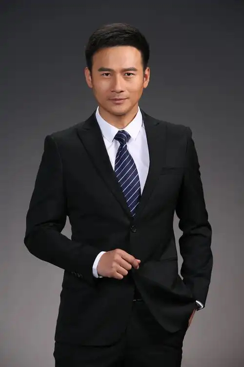 黄向东 - 生物医药行业顾问