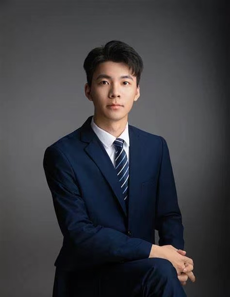 郑思 - 科技行业投资总监